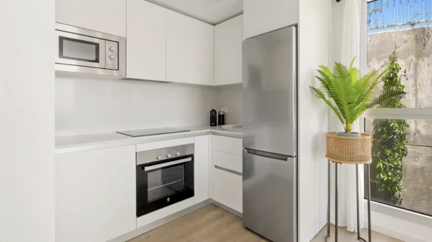 Apartamento de 3 dormitorios en Estepona, Spain No. 713 № 12