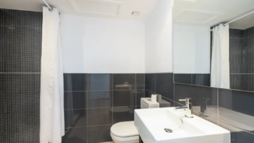 Apartamento de 2 dormitorios en Casares, Spain No. 406 № 9