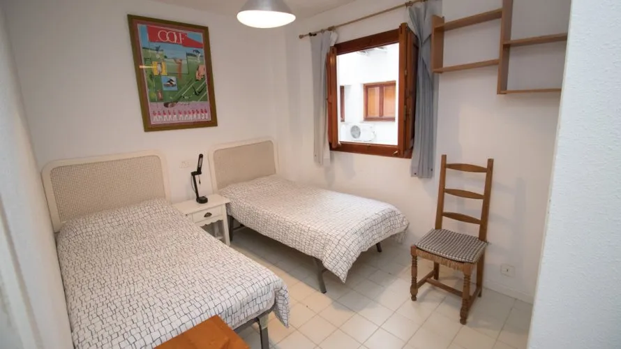 Apartamento de 2 dormitorios en Manilva, Spain No. 659 № 4