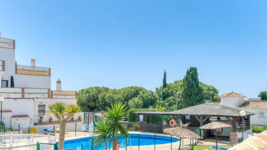 Apartamento de 2 dormitorios en Mijas Costa, Spain No. 763 № 1