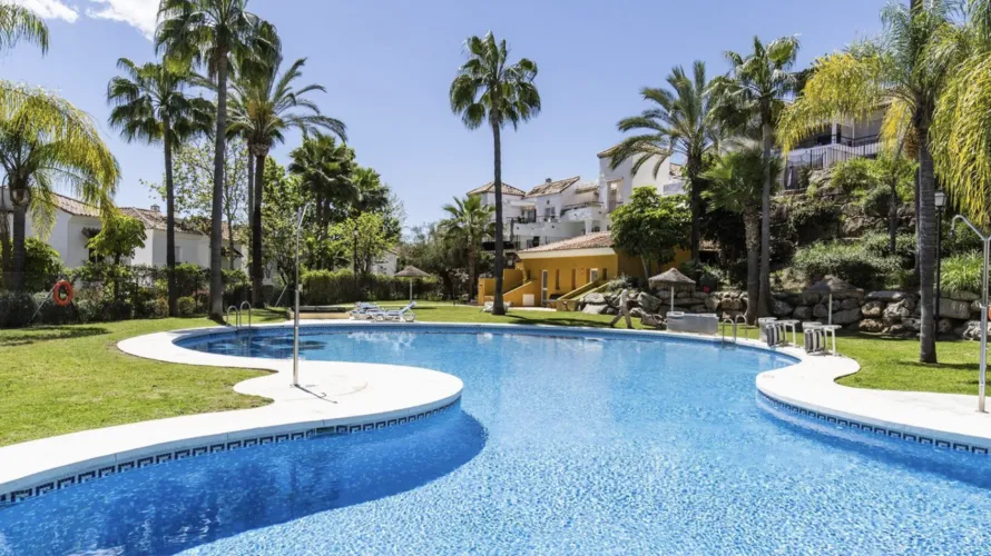 Apartamento de 2 dormitorios en Nueva Andalucía, Spain No. 785 № 14