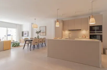 Apartamento de 3 dormitorios en Nueva Andalucía, Spain No. 263