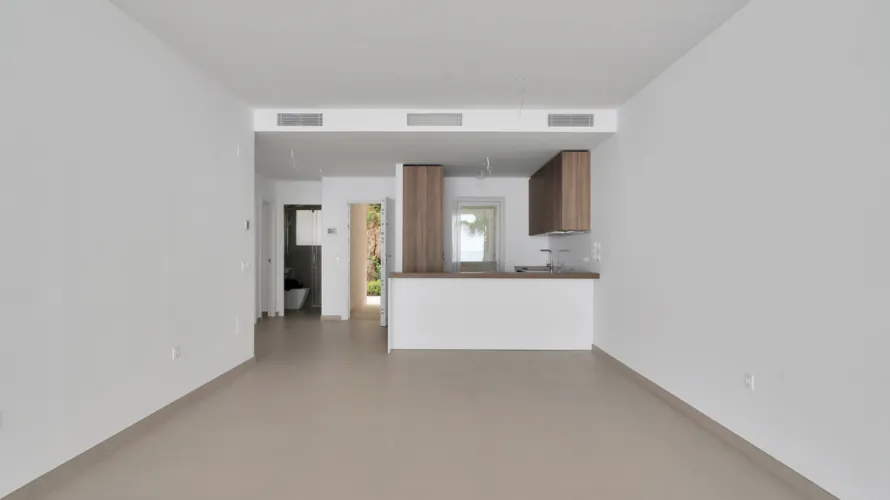 Apartamento de 3 dormitorios en Benalmádena, Spain No. 714 № 27