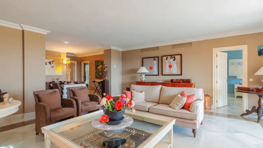 Apartamento de 2 dormitorios en La Quinta, Spain No. 761 № 22