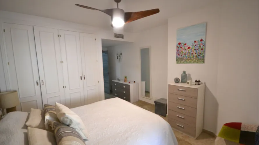 Apartamento de 2 dormitorios en Mijas Costa, Spain No. 731 № 7