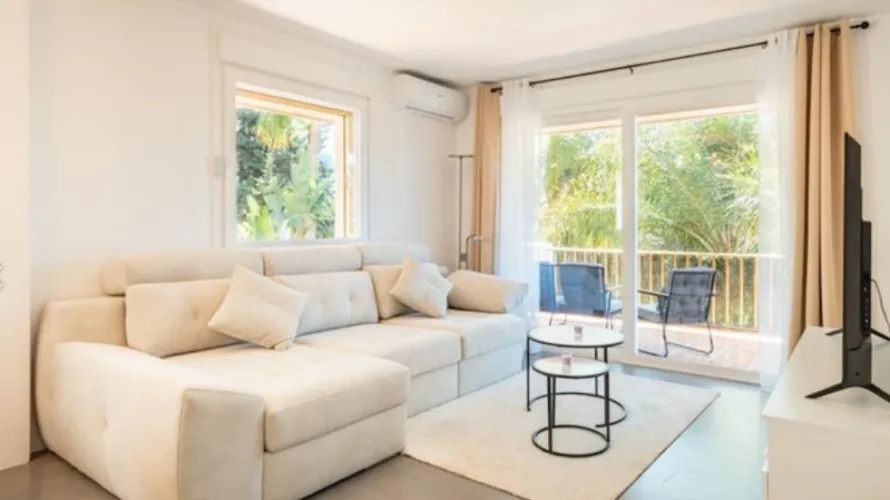 Apartamento de 2 dormitorios en Nueva Andalucía, Spain No. 619