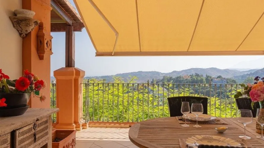 Apartamento de 2 dormitorios en La Quinta, Spain No. 761 № 2