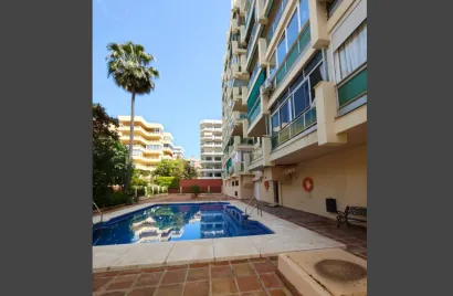 Apartamento de 1 dormitorio en Marbella, Spain No. 701