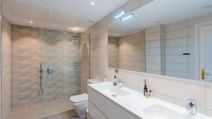 Dúplex de 3 dormitorios en Benahavís, Spain No. 351 № 3