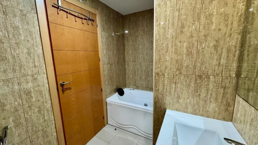 Apartamento de 2 dormitorios en Cortes (San Pedro De Alcantara), Spain No. 479 № 14