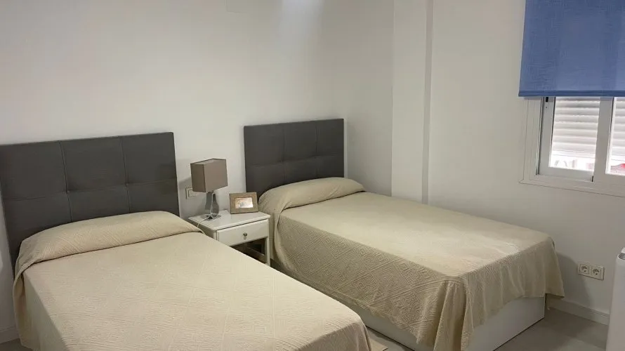 Apartamento de 3 dormitorios en Cortes (San Pedro De Alcantara), Spain No. 567 № 19