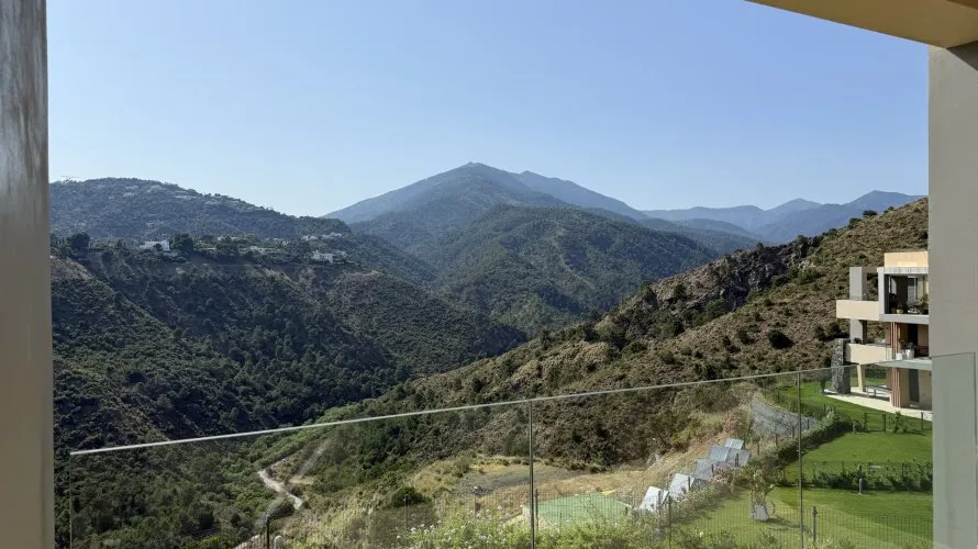 Apartamento de 4 dormitorios en La Quinta, Spain No. 728 № 5