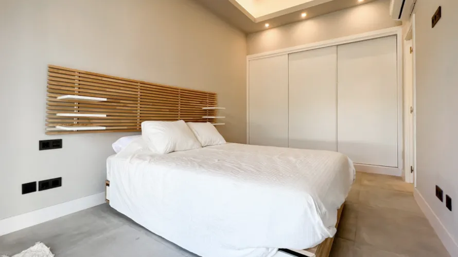 Apartamento de 2 dormitorios en Benahavís, Spain No. 493 № 1