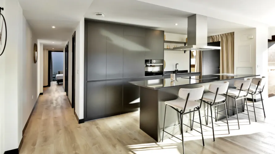 Apartamento de 4 dormitorios en Mijas Costa, Spain No. 353 № 12