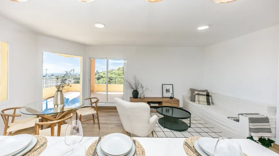 Apartamento de 2 dormitorios en Mijas Costa, Spain No. 630