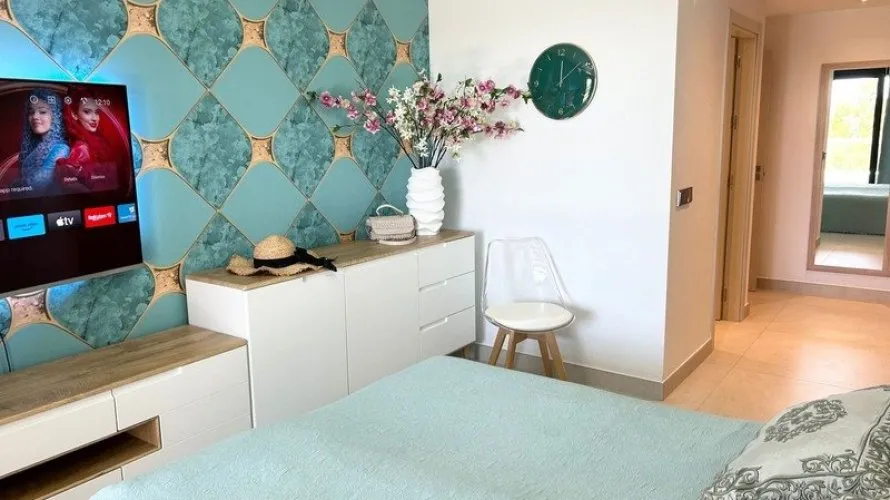 Apartamento de 3 dormitorios en La Quinta, Spain No. 797 № 12