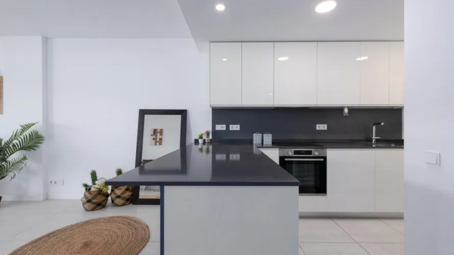 Apartamento de 2 dormitorios en Estepona, Spain No. 563 № 13