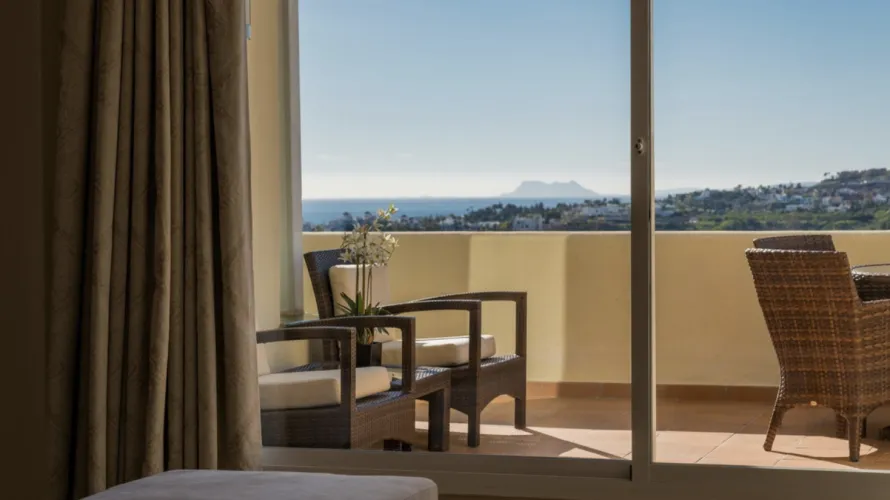 Apartamento de 3 dormitorios en Benahavís, Spain No. 671 № 12