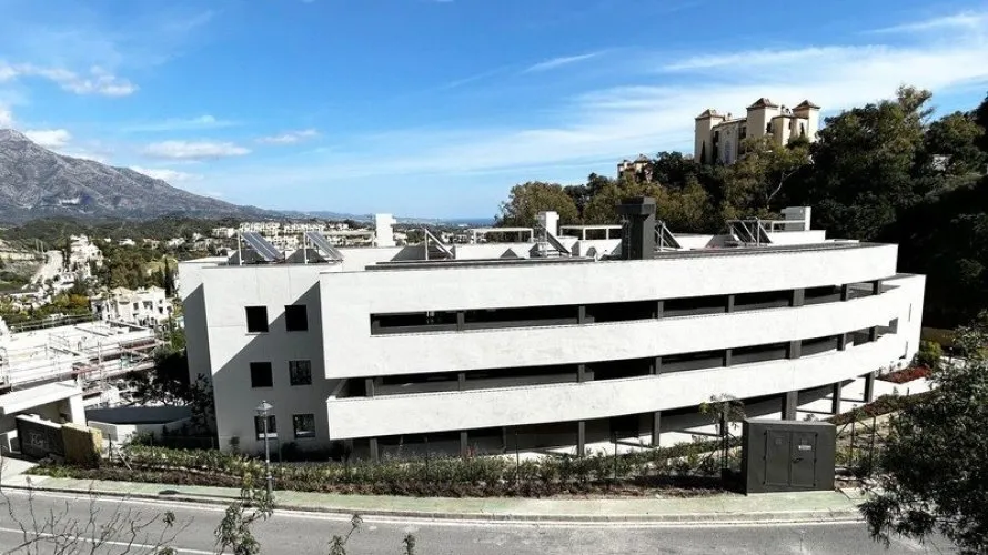 Apartamento de 3 dormitorios en La Quinta, Spain No. 797 № 23