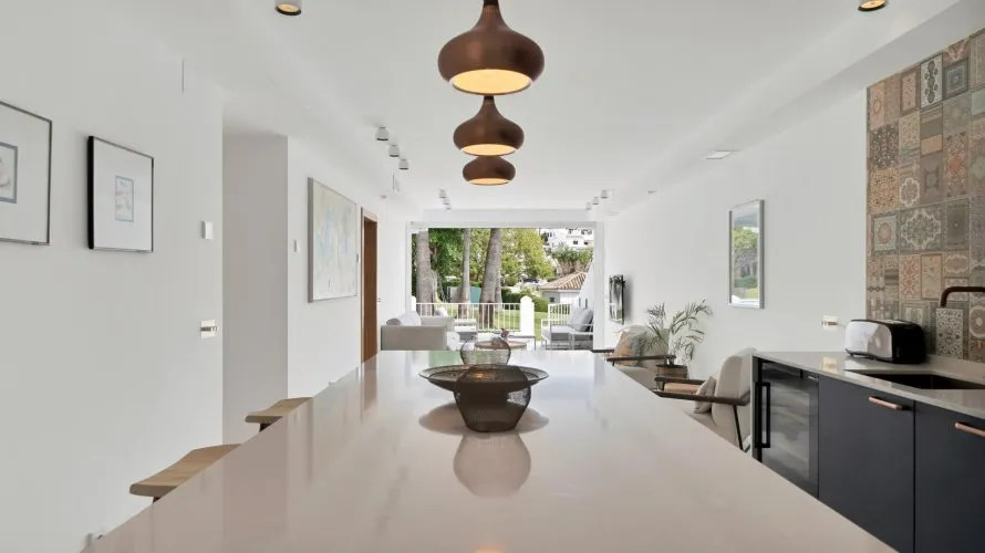 Apartamento de 3 dormitorios en Nueva Andalucía, Spain No. 249 № 20