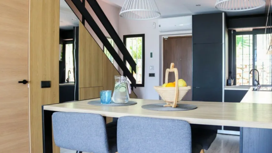 Apartamento de 2 dormitorios en Mijas Costa, Spain No. 402 № 2