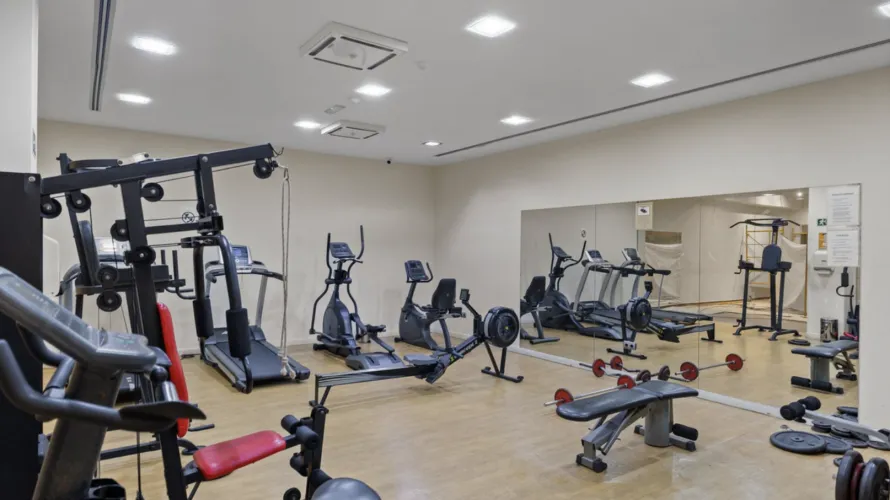 Apartamento de 2 dormitorios en Estepona, Spain No. 520 № 3