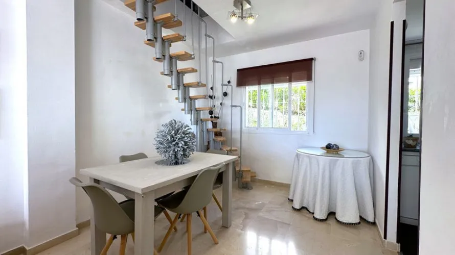 Apartamento de 2 dormitorios en Casares, Spain No. 573 № 23