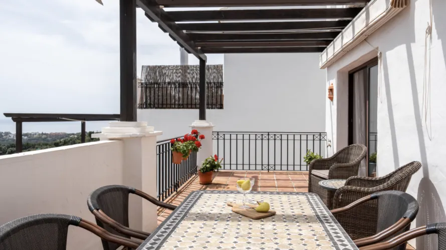 Dúplex de 2 dormitorios en Marbella, Spain No. 706 № 4