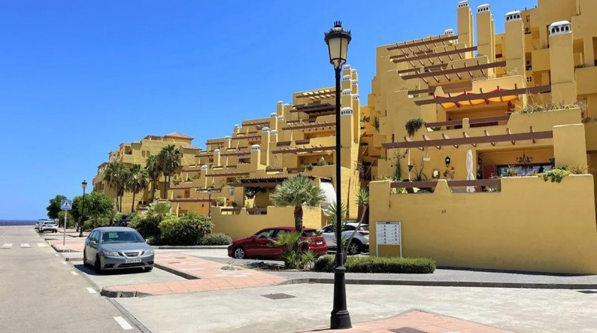 Apartamento de 2 dormitorios en Manilva, Spain No. 422