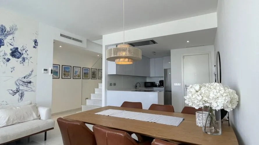 Dúplex de 3 dormitorios en Estepona, Spain No. 669 № 22