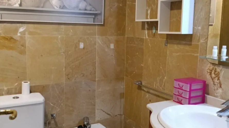 Apartamento de 1 dormitorio en Estepona, Spain No. 786 № 3