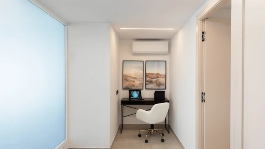 Apartamento de 2 dormitorios en Cortes (San Pedro De Alcantara), Spain No. 336 № 13