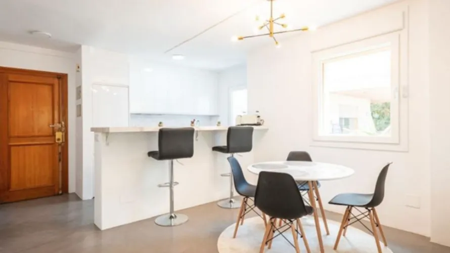 Apartamento de 2 dormitorios en Nueva Andalucía, Spain No. 619 № 4