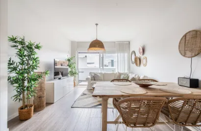 Apartamento de 2 dormitorios en Estepona, Spain No. 527