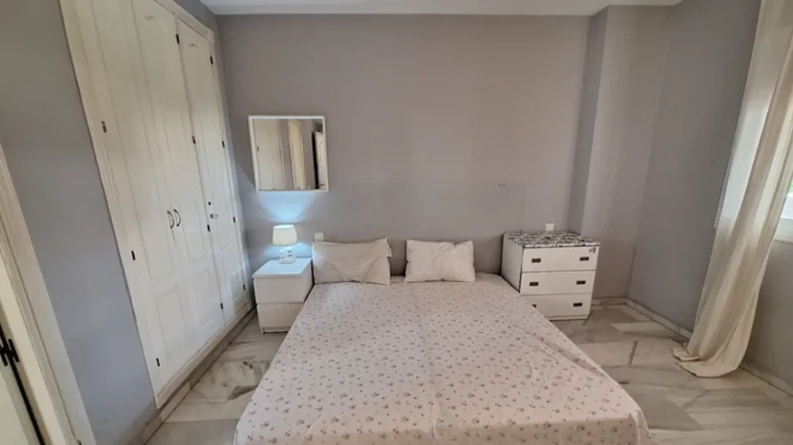 Apartamento de 2 dormitorios en Nueva Andalucía, Spain No. 641 № 6