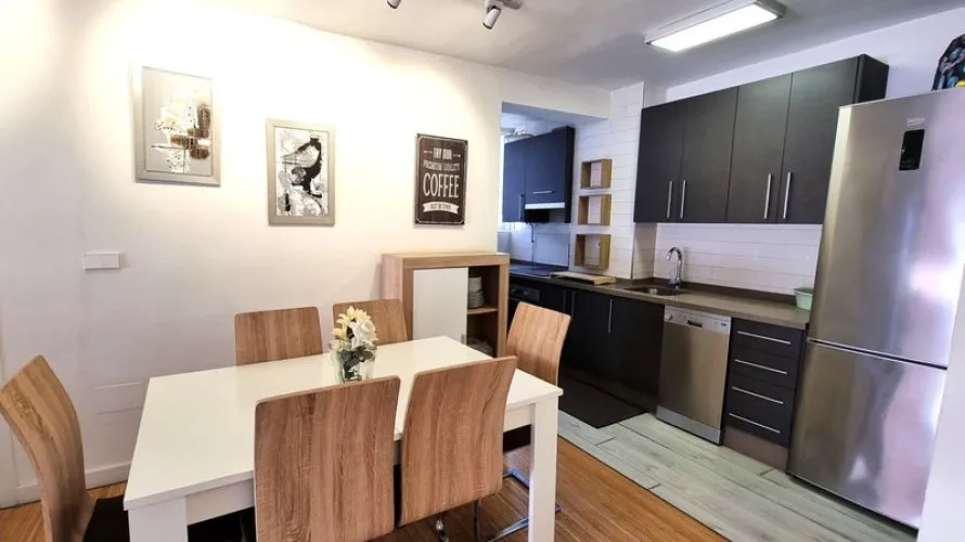 Apartamento de 3 dormitorios en Marbella, Spain No. 590 № 15