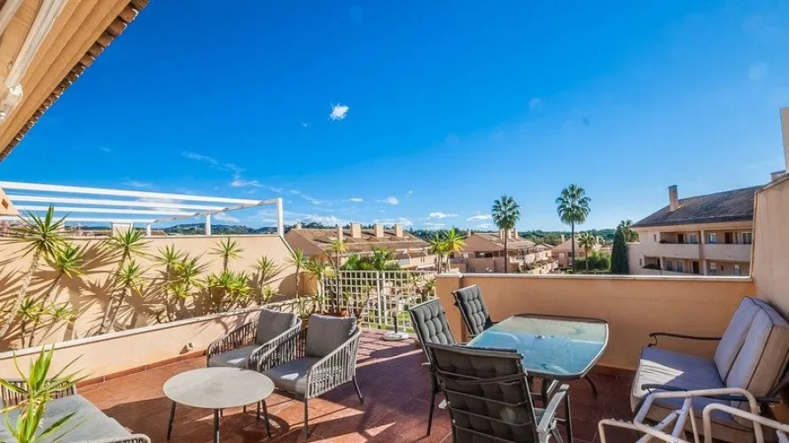 Dúplex de 2 dormitorios en Marbella, Spain No. 621 № 5