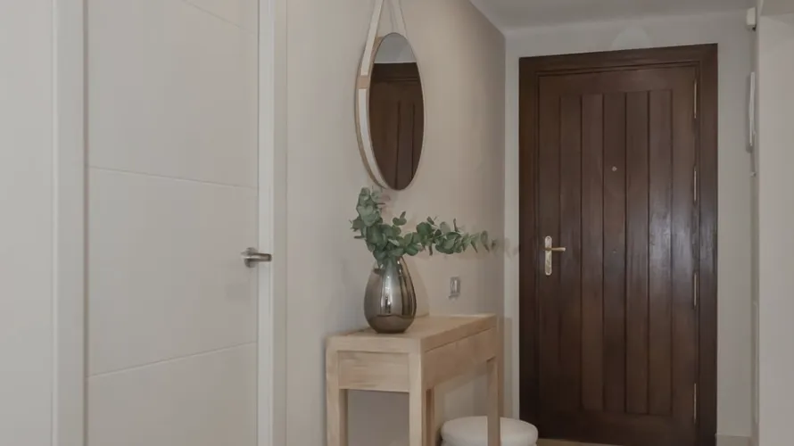 Apartamento de 3 dormitorios en Marbella, Spain No. 537 № 12