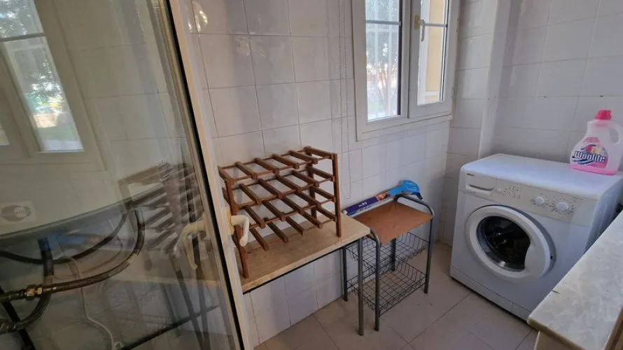 Apartamento de 3 dormitorios en Marbella, Spain No. 623 № 21