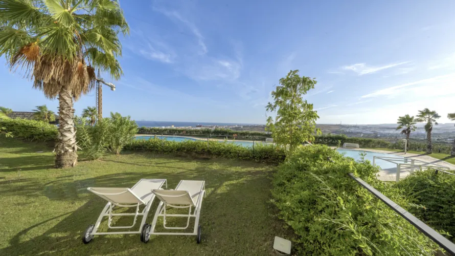 Apartamento de 2 dormitorios en Estepona, Spain No. 486 № 9