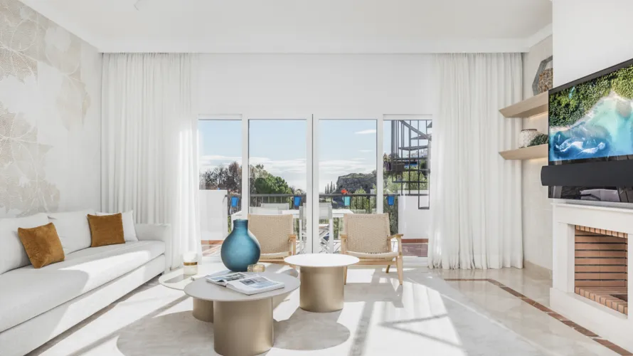 Apartamento de 3 dormitorios en Benahavís, Spain No. 350