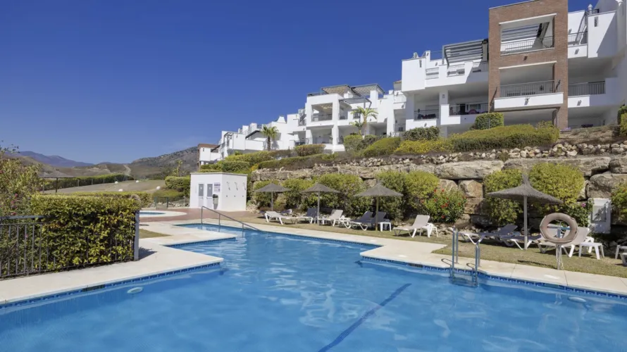 Apartamento de 3 dormitorios en Benahavís, Spain No. 766 № 13