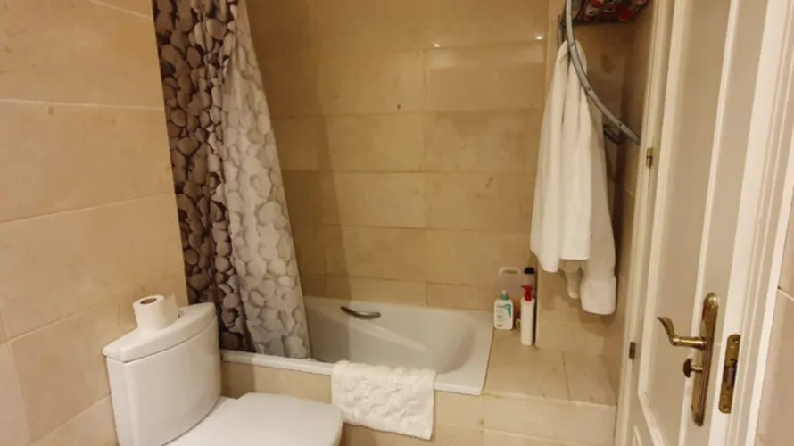 Apartamento de 3 dormitorios en Nueva Andalucía, Spain No. 627 № 3