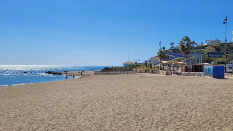 Dúplex de 2 dormitorios en Fuengirola, Spain No. 762 № 4