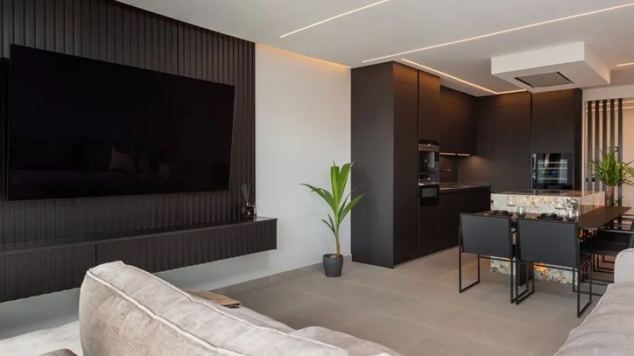 Apartamento de 3 dormitorios en Marbella, Spain No. 268 № 8