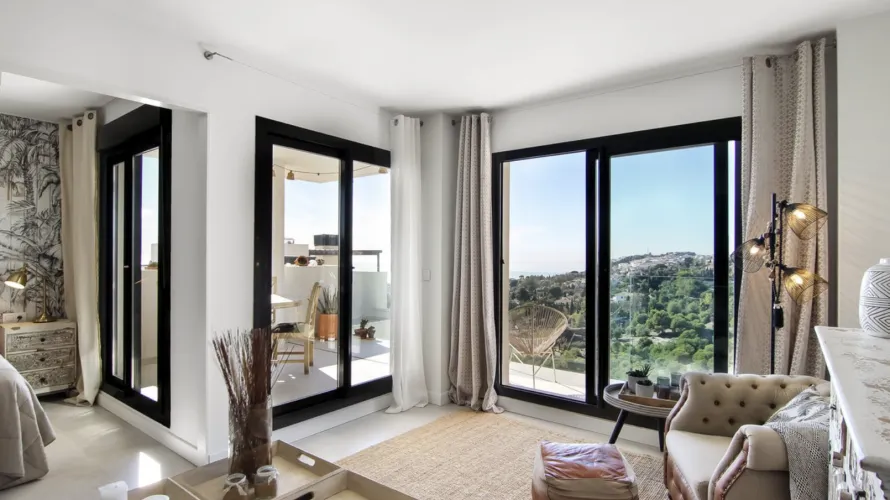 Apartamento de 3 dormitorios en Benalmádena, Spain No. 531 № 26