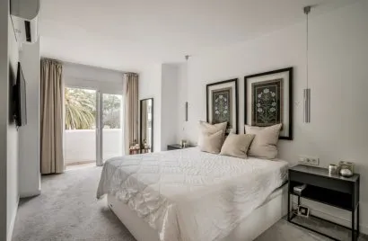 Dúplex de 3 dormitorios en Nueva Andalucía, Spain No. 276