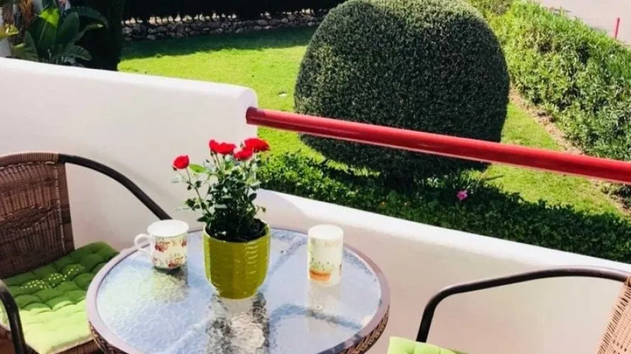 Apartamento de 2 dormitorios en Estepona, Spain No. 682 № 10