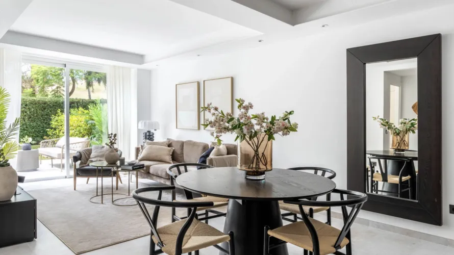 Apartamento de 3 dormitorios en Nueva Andalucía, Spain No. 580 № 10