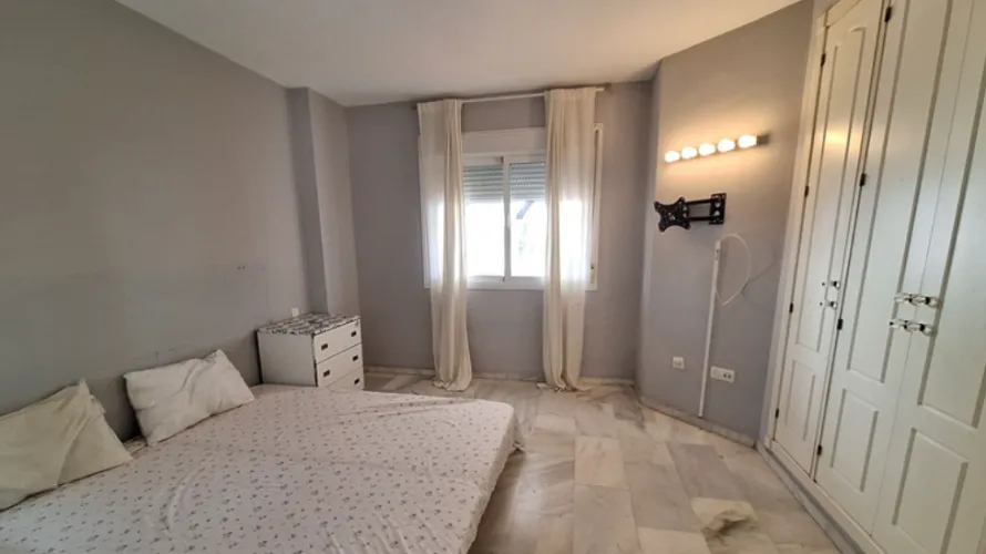 Apartamento de 2 dormitorios en Nueva Andalucía, Spain No. 641 № 14